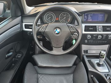 BMW 520 - 11