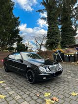 Mercedes-Benz Mercedes Benz E320 V6 Limousine Schwarz - Mercedes-Benz E 320 in Saarbrücken