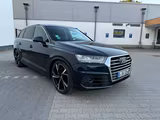 Audi SQ7 4.0 TDI quattro 7-Sitzer Vollaustattung - blaue Audi SQ7