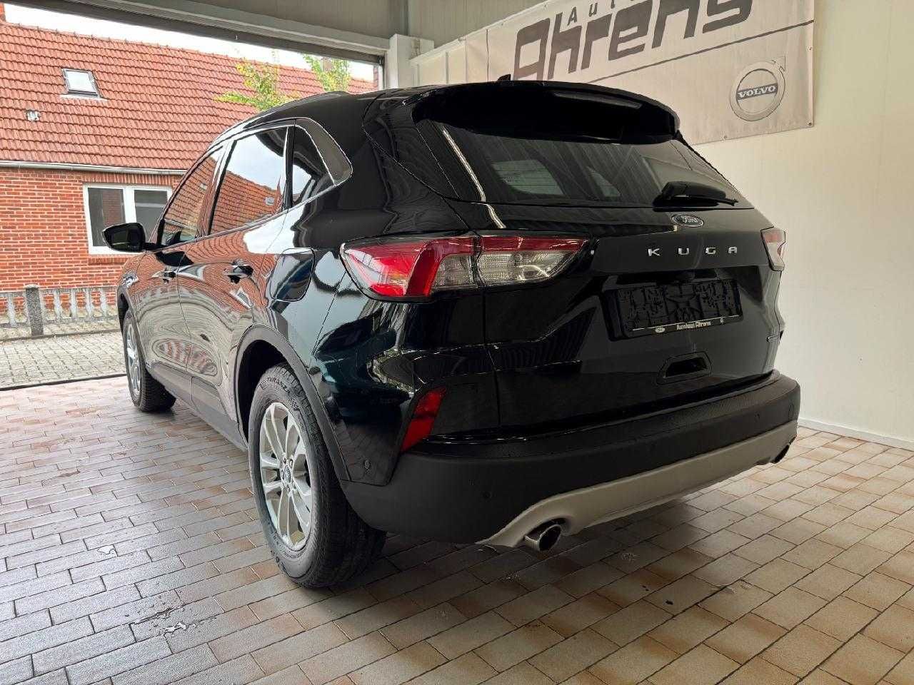 Ford Kuga Plug-In Hybrid Titanium imagem 2