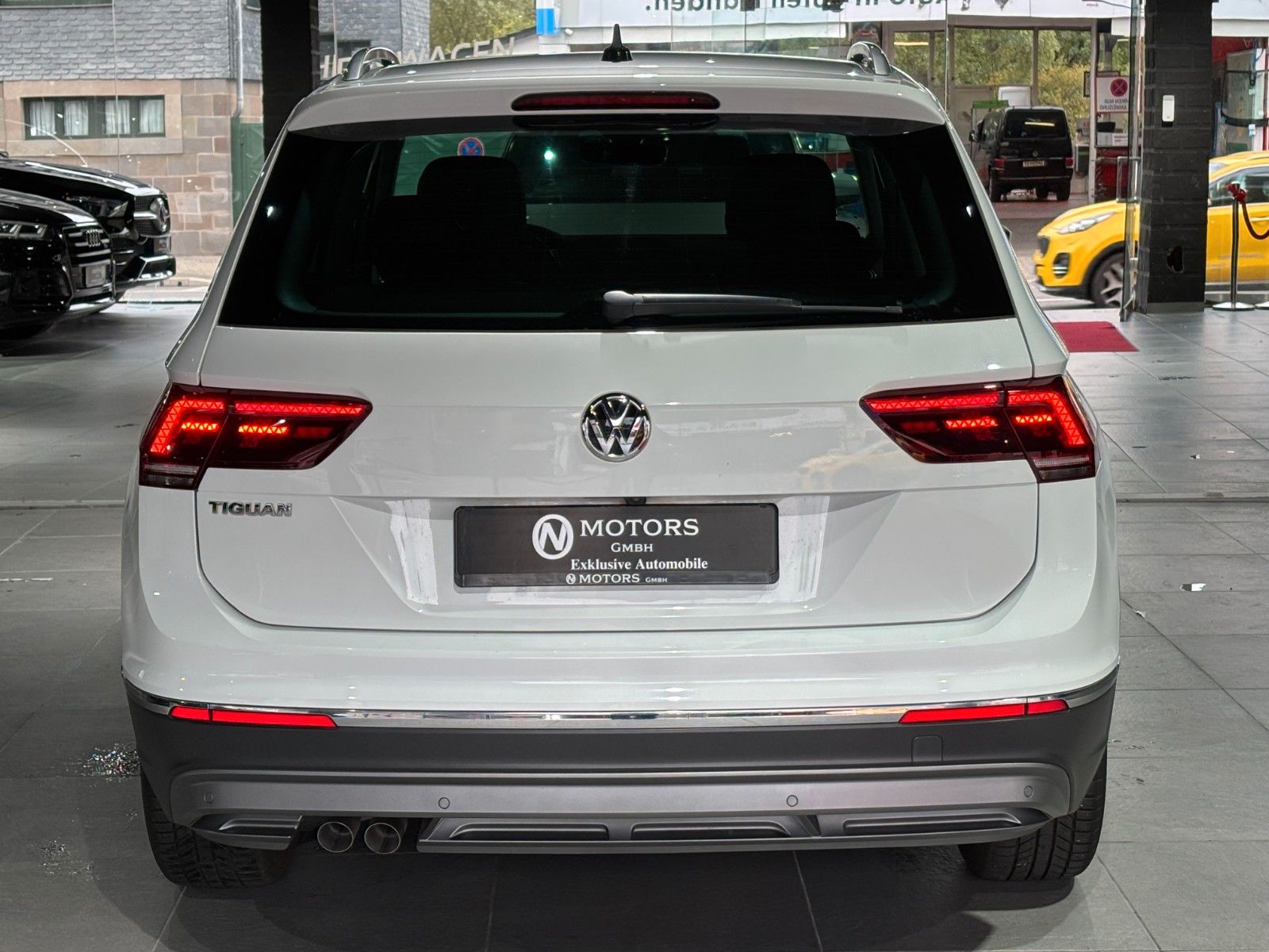 Fahrzeugabbildung Volkswagen Tiguan Highline *CarPlay*Kamera*LED*SHZ*Navi
