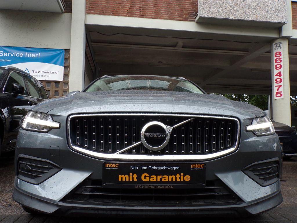 2020 Volvo V60 Cross Country