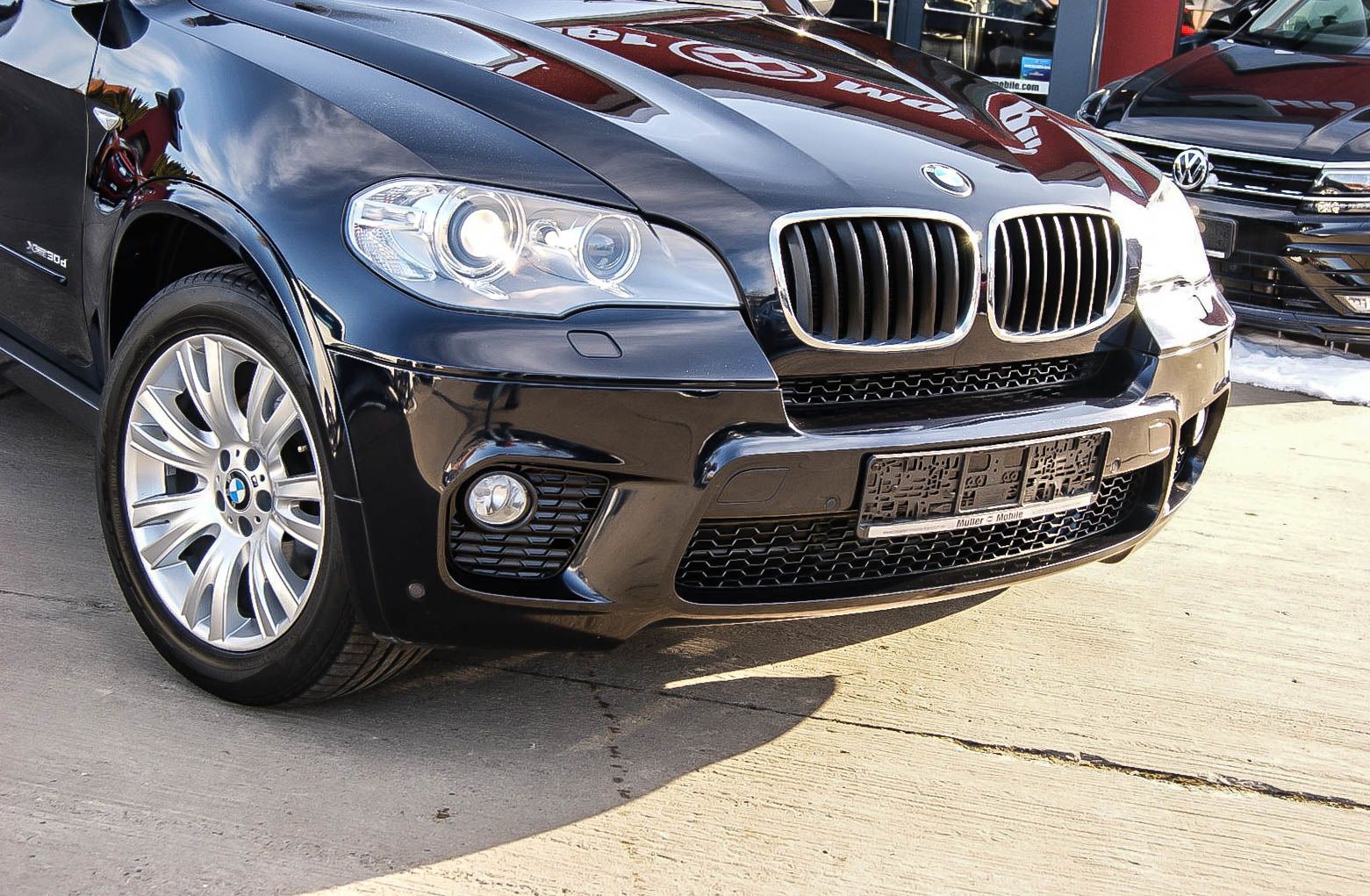 Fahrzeugabbildung BMW X5 xDrive 30d M-SPORTPAKET HEADUP PANORAMA SOFT