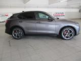 Alfa Romeo Stelvio Veloce Q4 NAVI SHZ LEDER AT - Alfa Romeo Gebrauchtwagen mit Automatikschaltung
