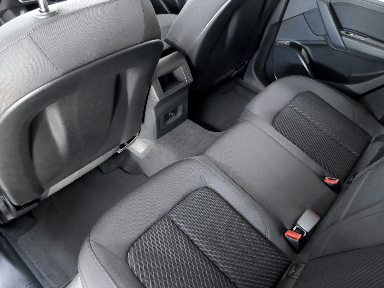 Fahrzeugabbildung Audi Q5 40 TDI quattro S tronic | LED RFK Navi