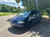 Volkswagen VW Sharan 1,9TDI AHK Klima SHZ - gebrauchte VW Sharan aus dem Jahr 2005