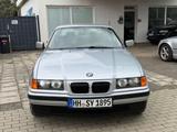 BMW 316i Coupe E36 Top Zustand Rostfrei 129TKM - silberne BMW 316