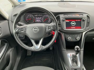 Opel Zafira - 9