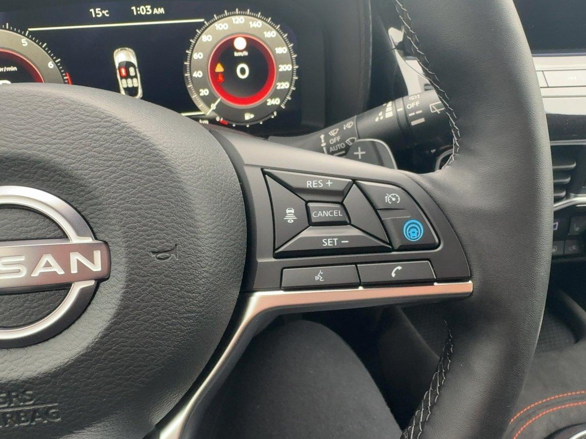 Nissan Juke 1.6 Redline Edition ACC+Alcantara+LED+Navi