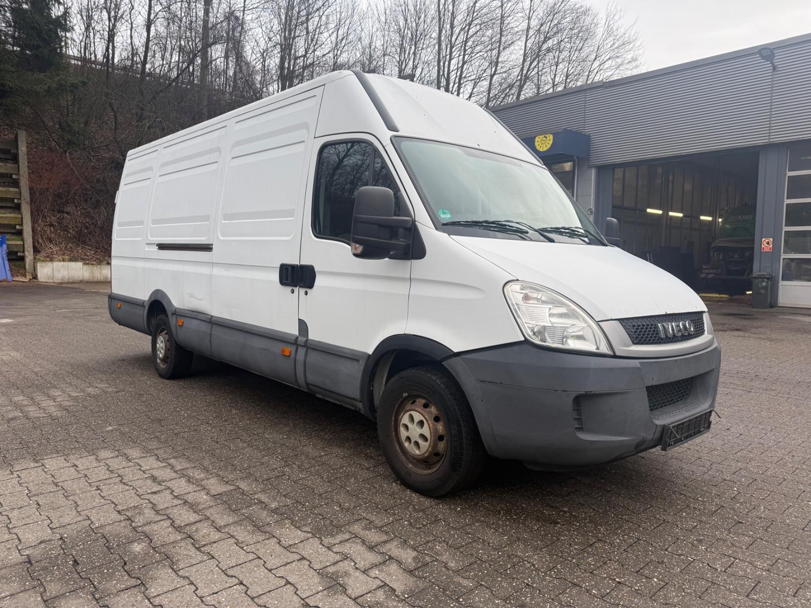 Iveco 35S14V Daily hoch+lang,1.Hand,erst 165Tkm,HU4/27