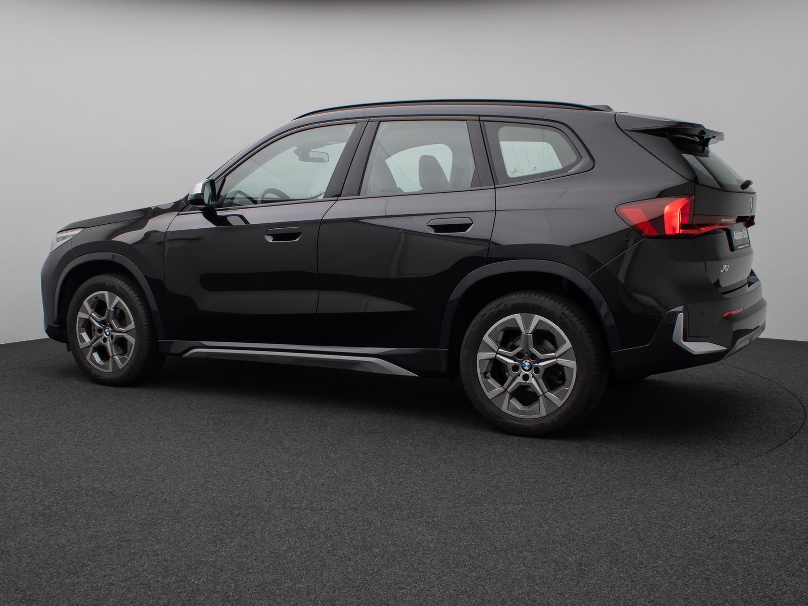Fahrzeugabbildung BMW X1 sD18i xLine Kamera DAB Widscreen Sport Leder