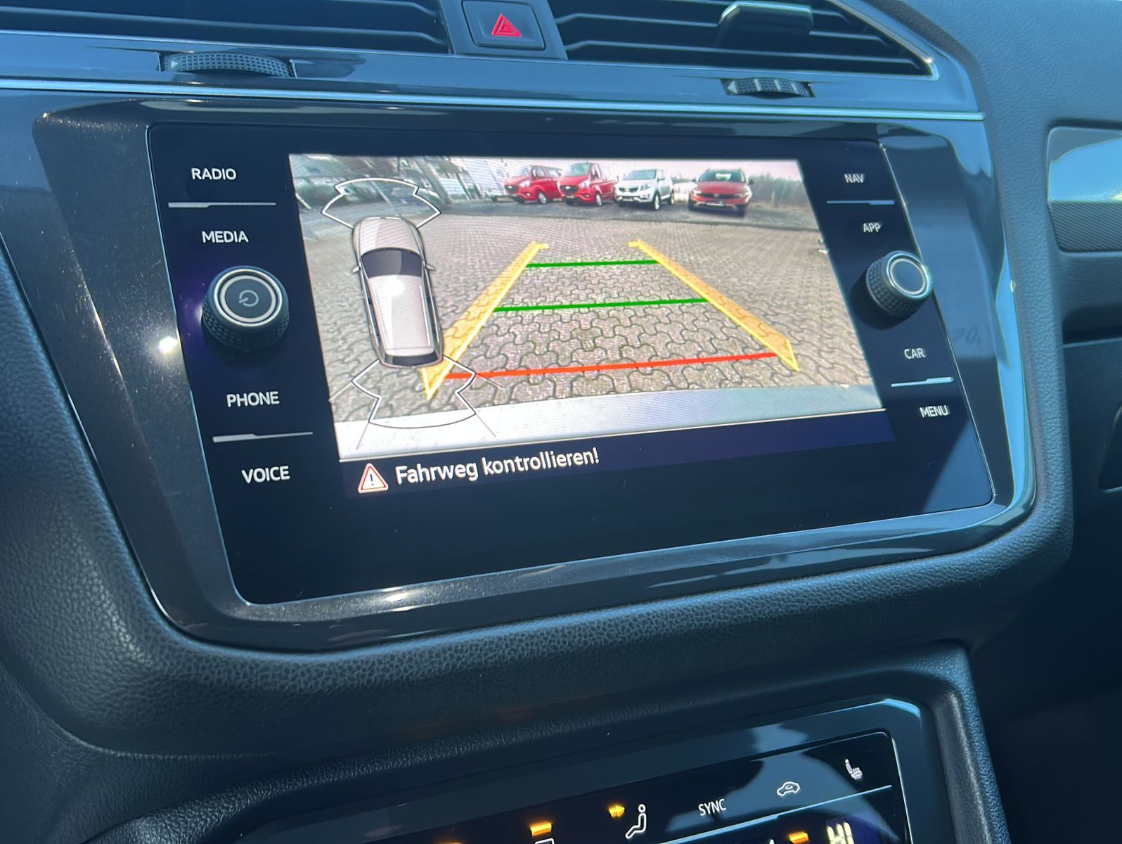 Fahrzeugabbildung Volkswagen Tiguan Allspace 2,0 TDILife