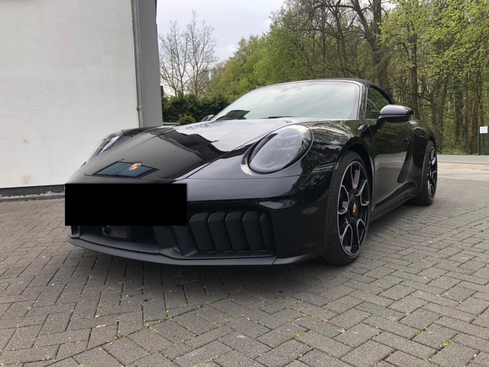 Porsche 992/911 Carrera 4 GTS /Lift/HD/SportAga/Chrono