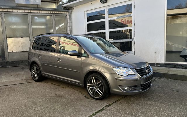 Volkswagen Touran 2.0 TDI Trendline *NAVI*ALU*TÜV NEU*AHK*