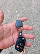 Kia kia cerato 2.0 Benzin 143 ps TÜV und HU bi... - Kia Cerato Gebrauchtwagen
