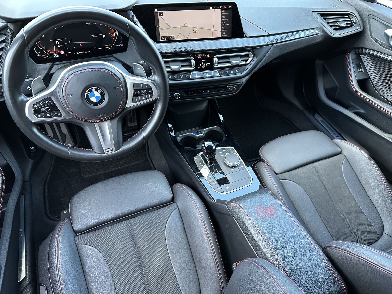 Fahrzeugabbildung BMW 128ti 5-Türer Sport-Aut NAV+LED+HIFI+19ZO+SHZ+VC