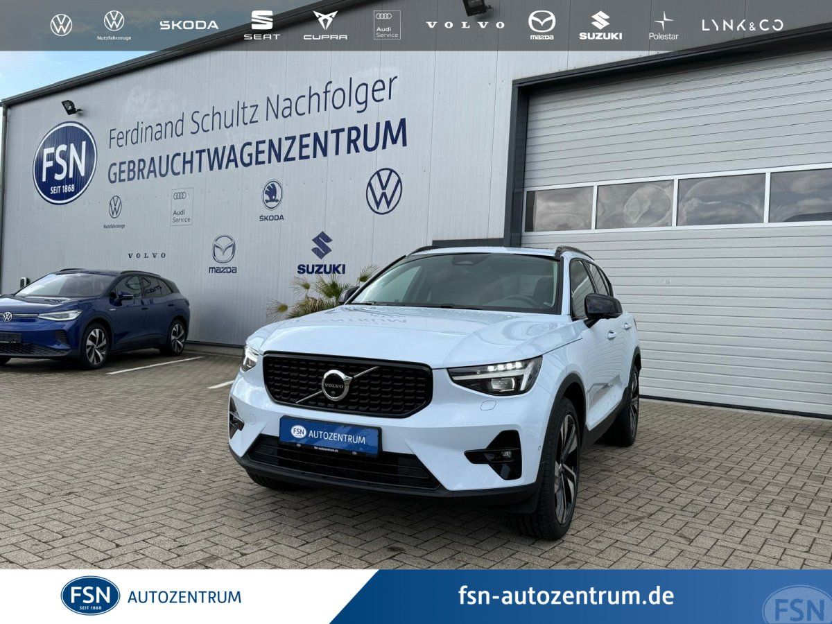 Volvo XC40 B4 Plus Dark 8-Fach Aktionspreis