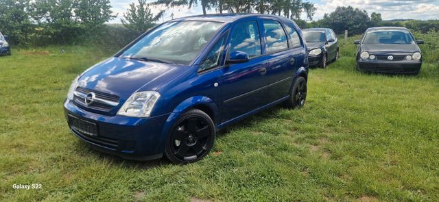 Opel Meriva 1.7 cdti Tüv neu/Zahnriemen Neu/wenig Km