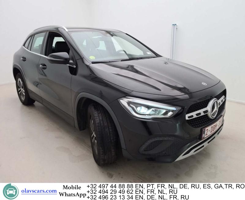 Mercedes-Benz GLA 180 d Aut. LED Widescreen CarPlay Navi 1/2  imagem 2