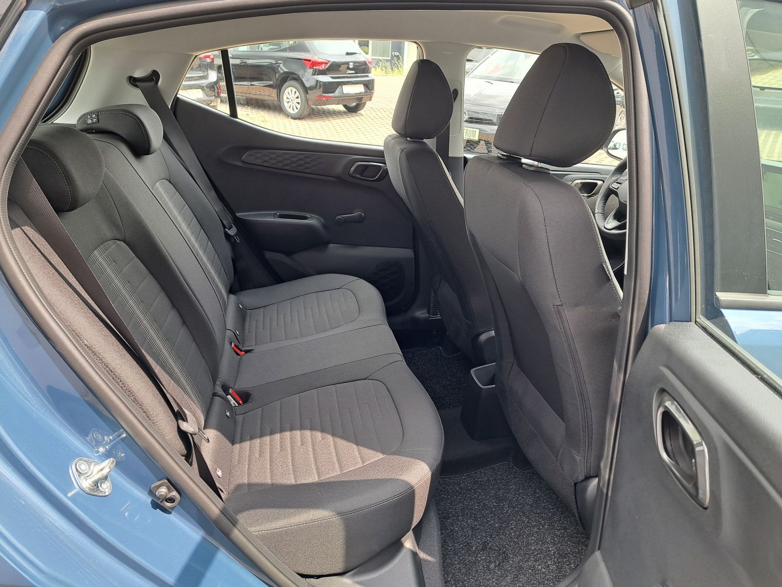 Fahrzeugabbildung Hyundai i10 1.0 MODELL 2025 NAVI WINTERPAKET KAMERA DAB