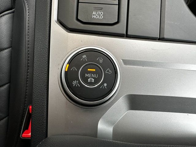 Touareg Elegance 4M TSi DSG Navi AZV Standh Eleg
