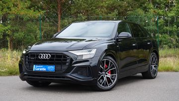 Audi Q8 - 1