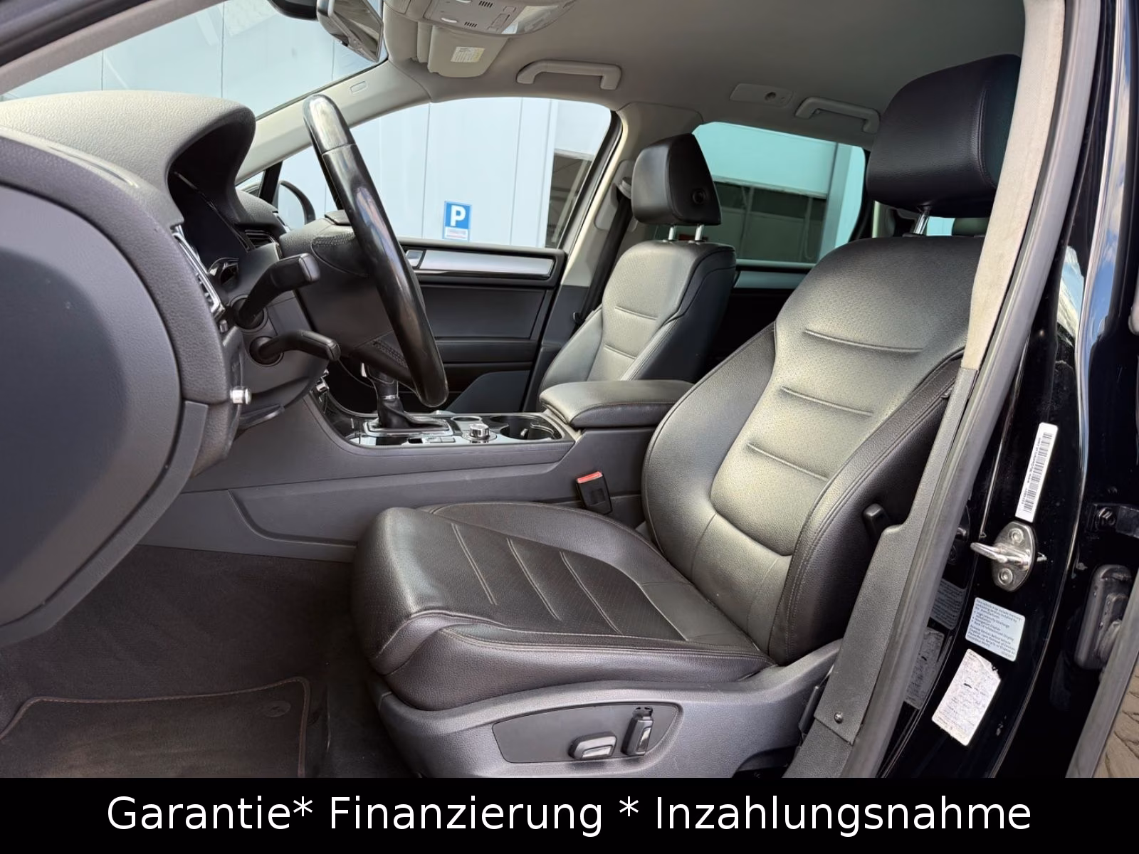 Volkswagen Touareg V6 3.6 FSI BMT/ Automatik/ Navi/ Leder