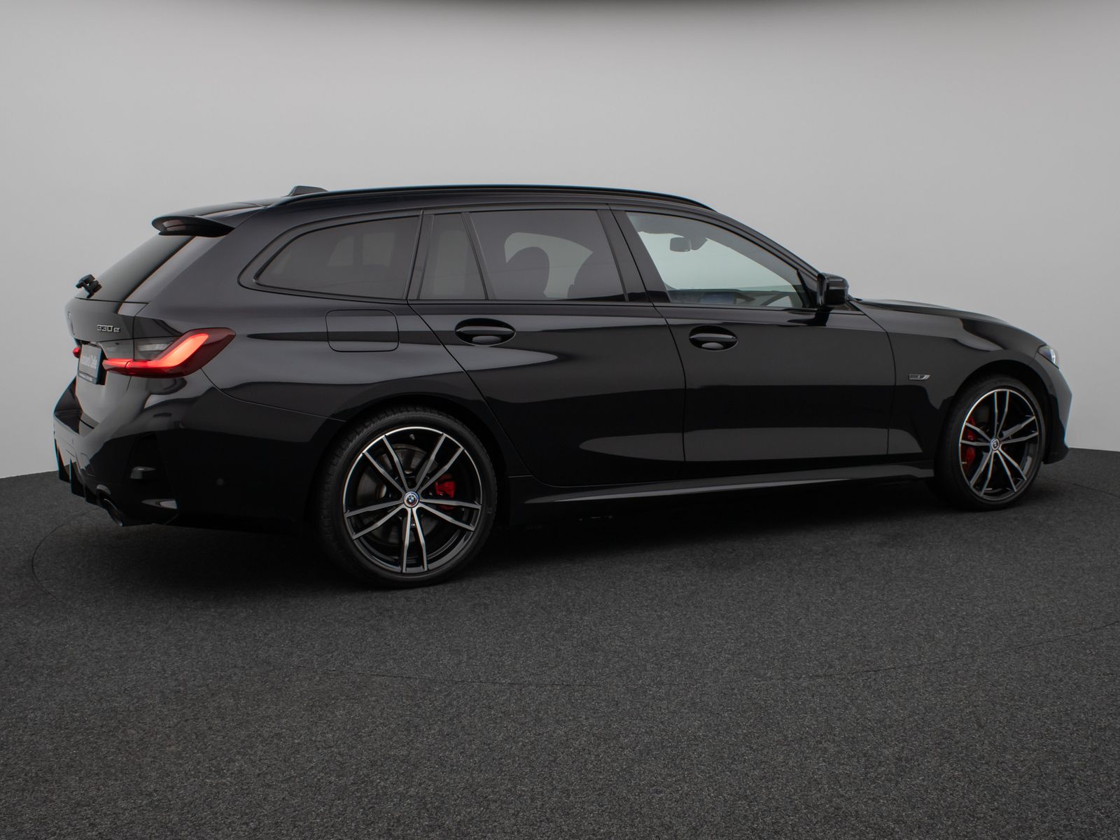 Fahrzeugabbildung BMW 330e xD M Sport Pro Kamera HUD DAB H/K Stop&Go