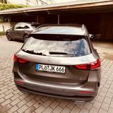 Mercedes-Benz GLA 200 d 4MATIC DCT - - Mercedes-Benz GLA 220 von privat
