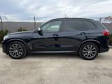 BMW X5 M50i - LASER - PANO - SOFTCLOSE - HUD - H/K - BMW X5 M50 mit Benzin-Antrieb: Geländewagen, Automatik