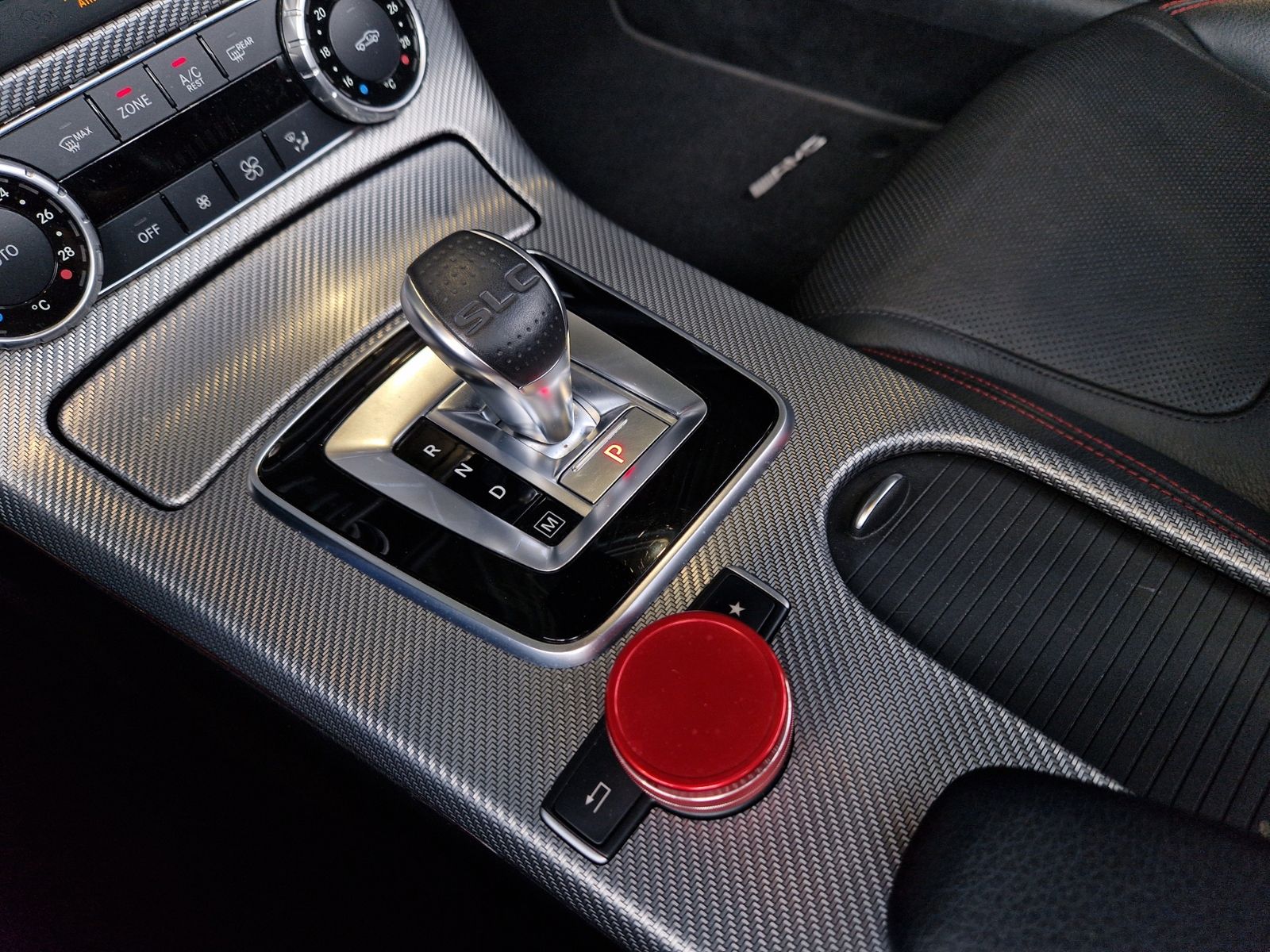 Fahrzeugabbildung Mercedes-Benz SLC 300 AMG MEMORY LED NAVI RFK