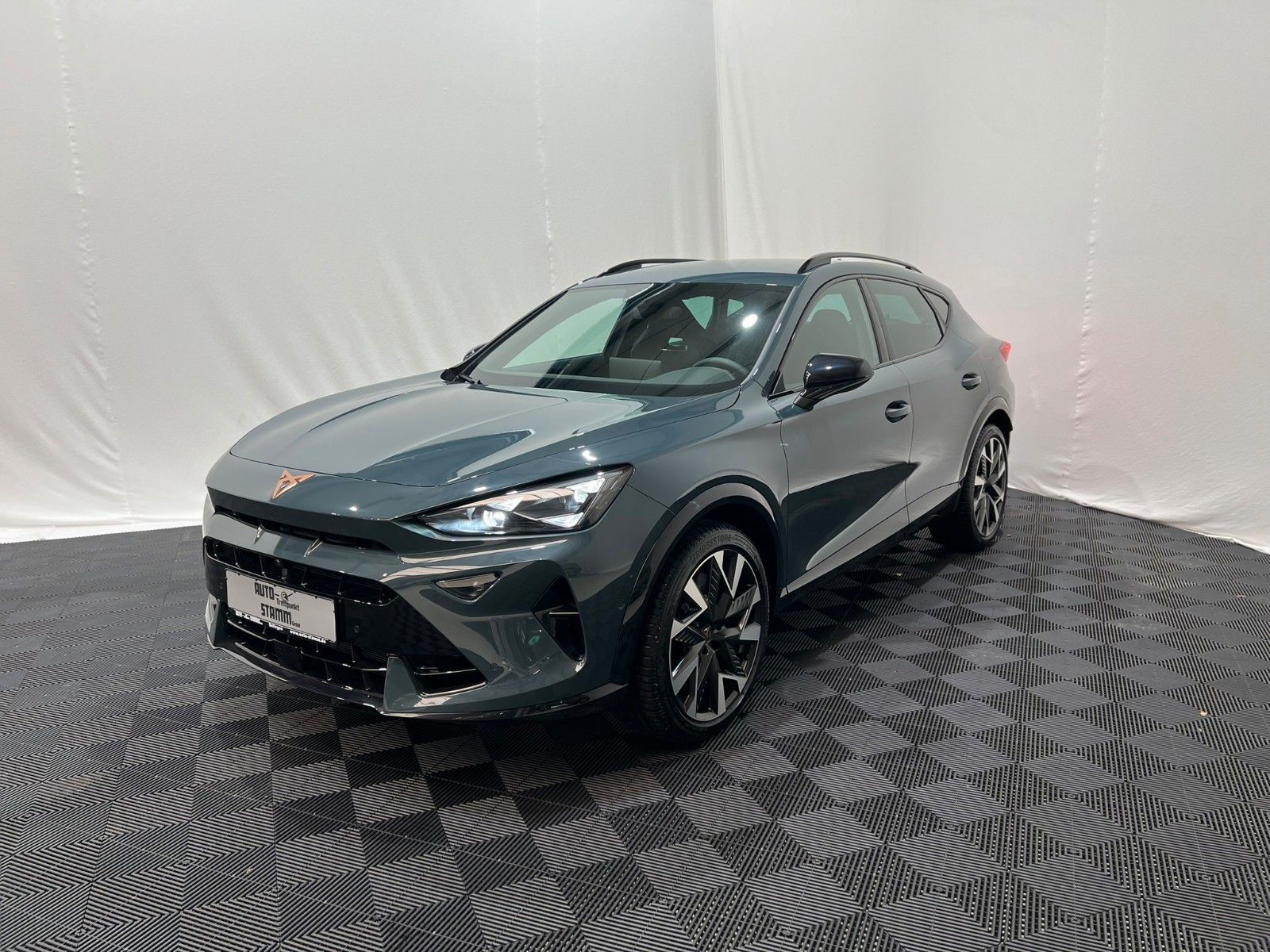 Fahrzeugabbildung CUPRA Formentor 2.0 TSI 245kW VZ DSG 4Drive