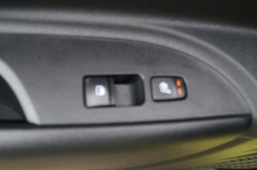 Hyundai i20 1.0 T-GDI N Line NAVI-LED-4xSHZG-DACH SCWARZ