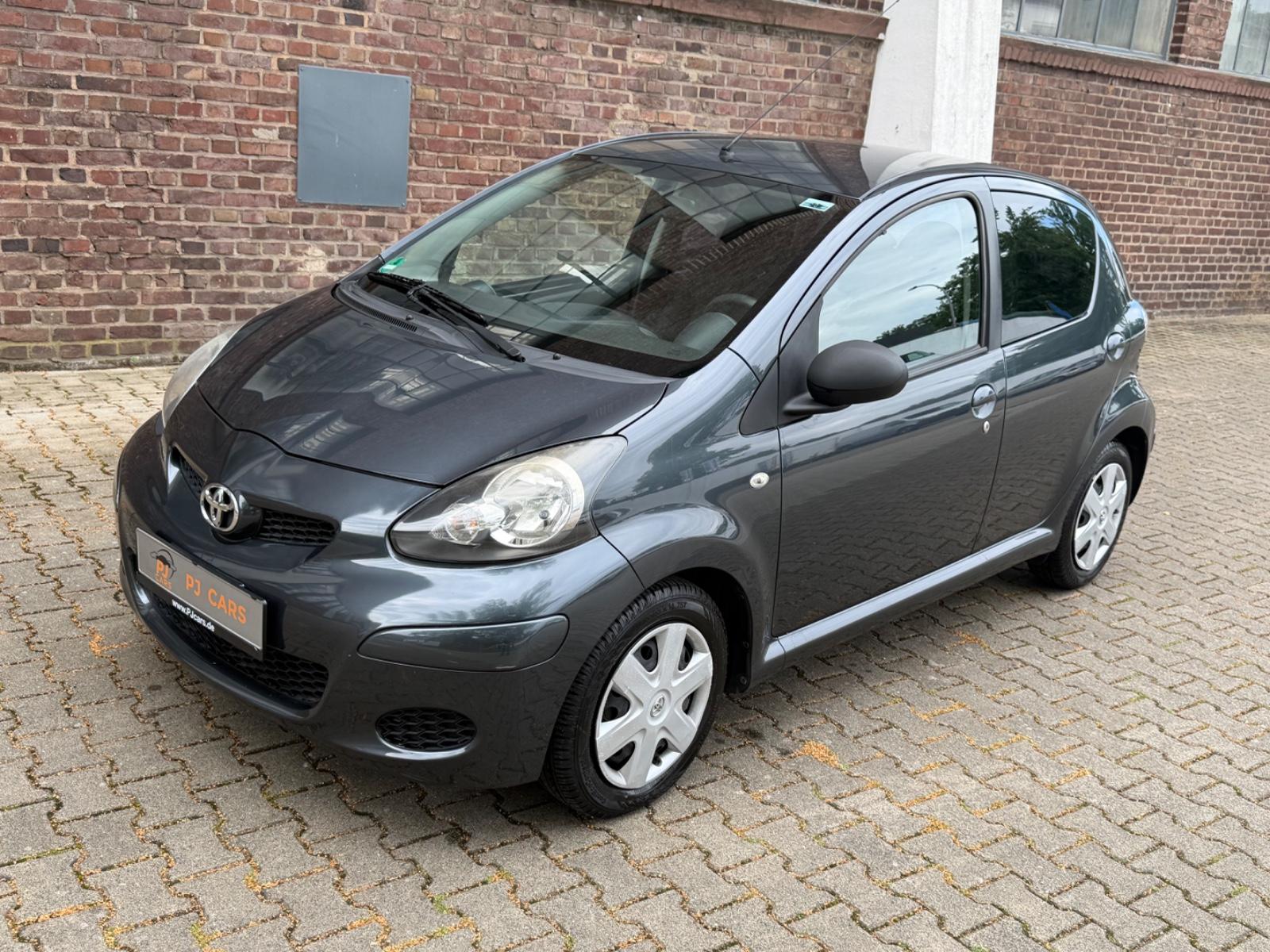 Toyota Aygo AYGO**72527 Km**Tüv & Inspektion Neu**