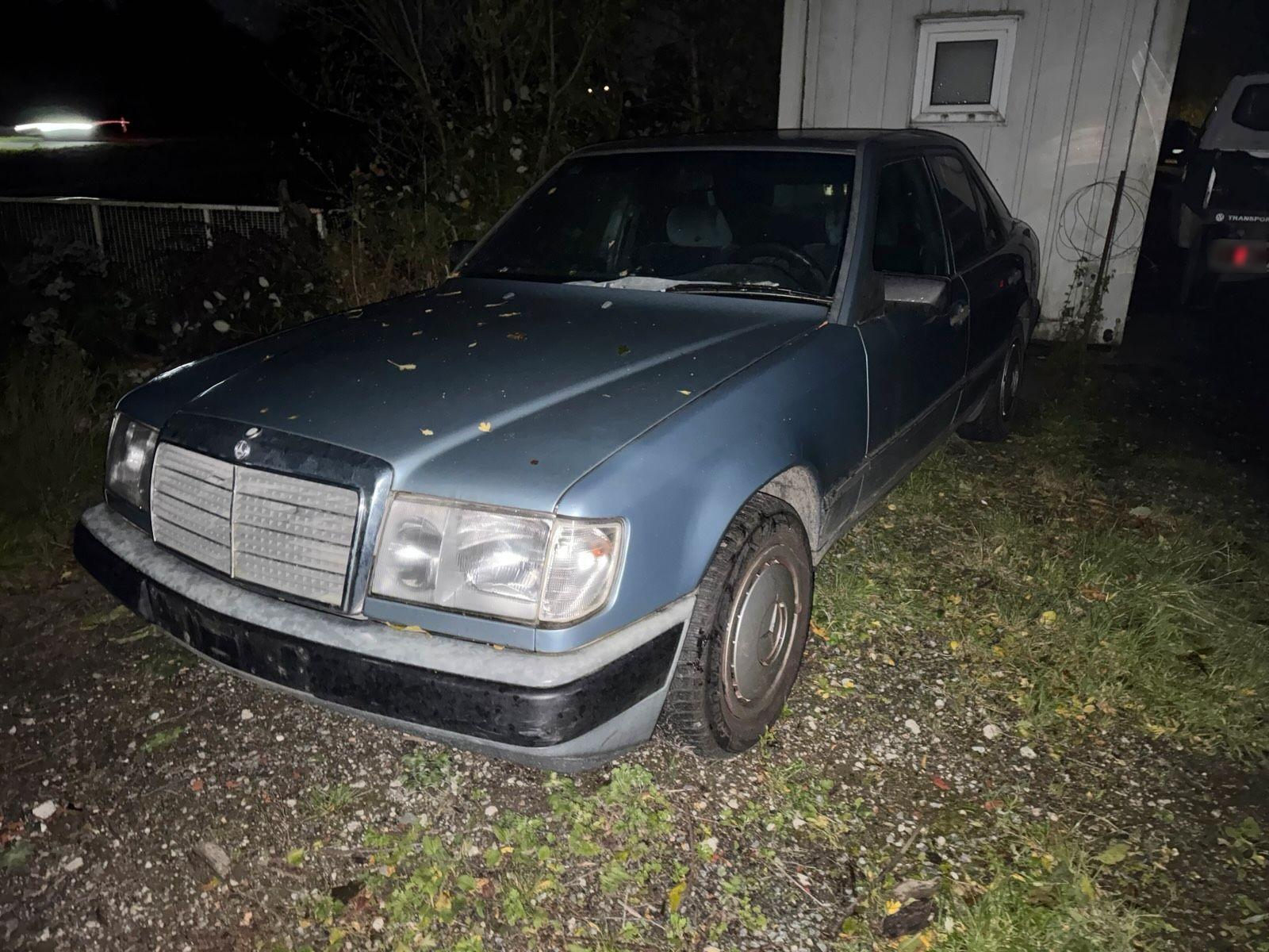Mercedes-Benz 300