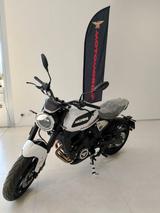 Moto Morini 6½ STR - MOTO MORINI NAKED BIKE