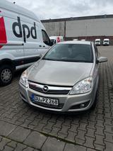 Opel Astra 1.6 Ecotec 85kW - - Opel Astra mit Benzin-Antrieb: Limousine, 1.8