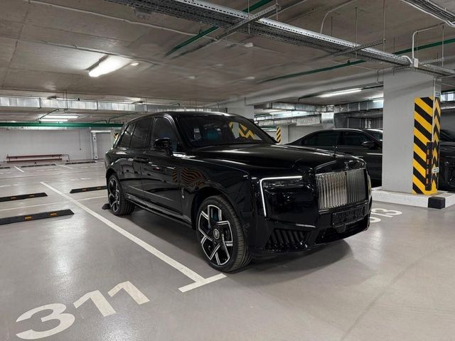 Rolls-Royce Cullinan Black Badge