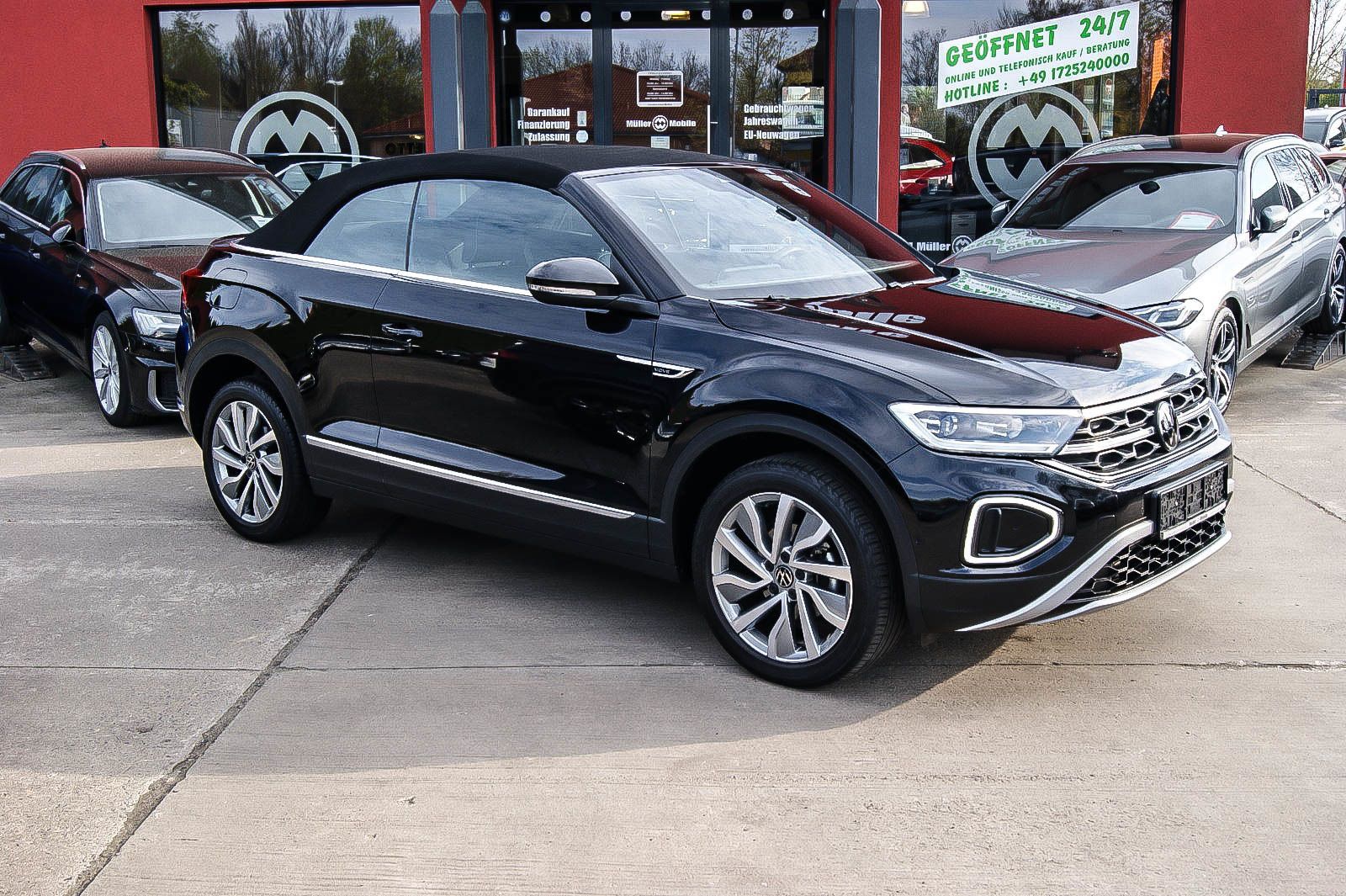 Fahrzeugabbildung Volkswagen T-Roc Cabriolet Move IQ-LIGHT KAMERA E-VERDECK