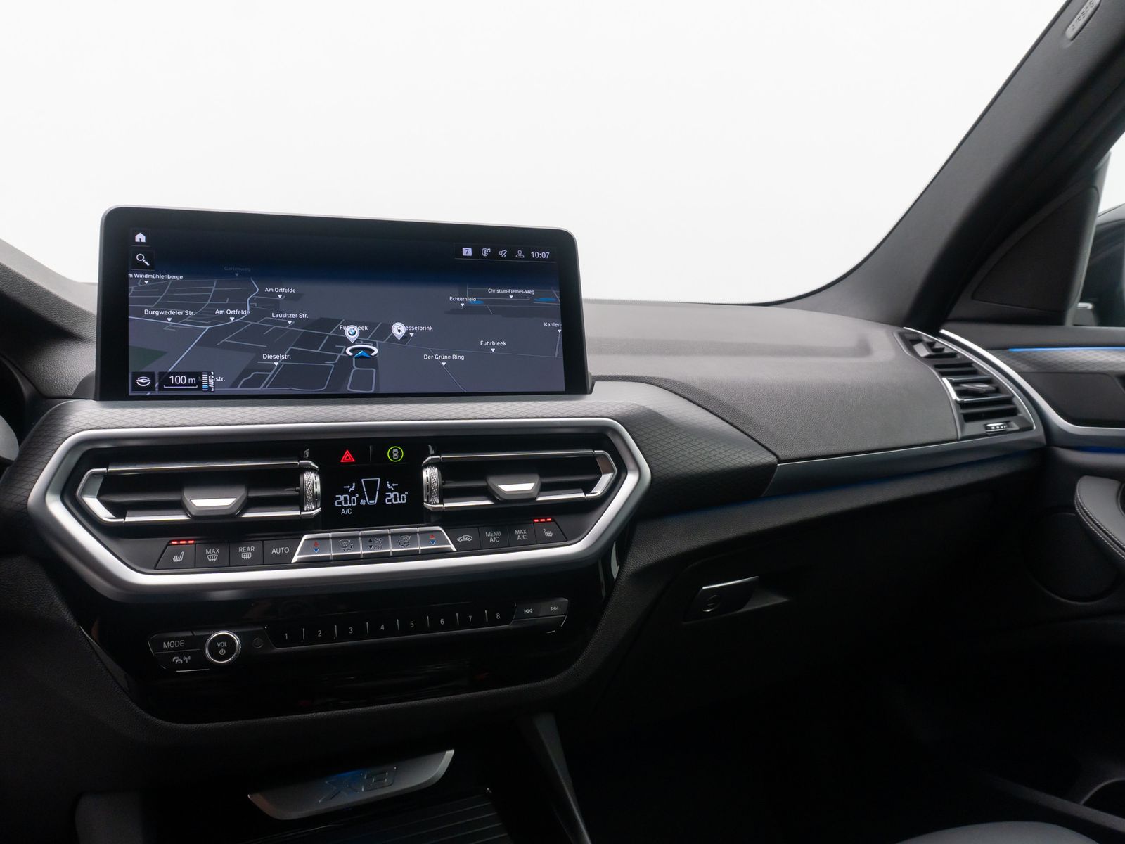Fahrzeugabbildung BMW X3 xD30e M Sport HUD DAB Laser Komfort 20Zoll