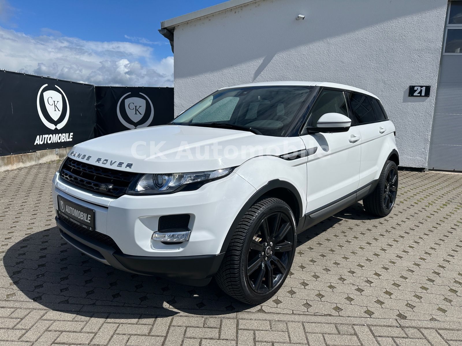 Fahrzeugabbildung Land Rover Range Rover Evoque Pure/Navi/Kamera/PDC