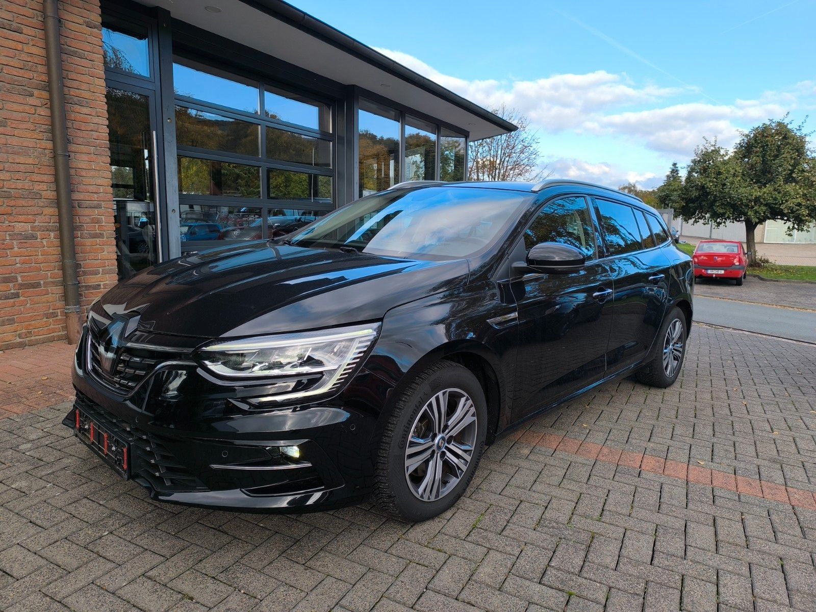 Renault Megane E-TECH intens