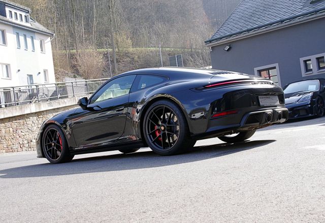 Porsche 992.2 4 GTS Coupe*14-W,ACC,BOSE,Schiebedach,360°