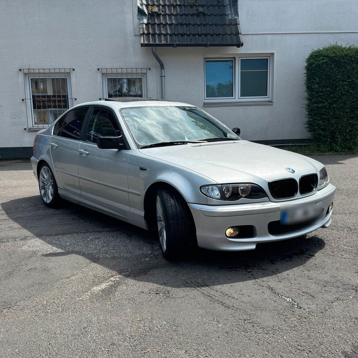 BMW 320