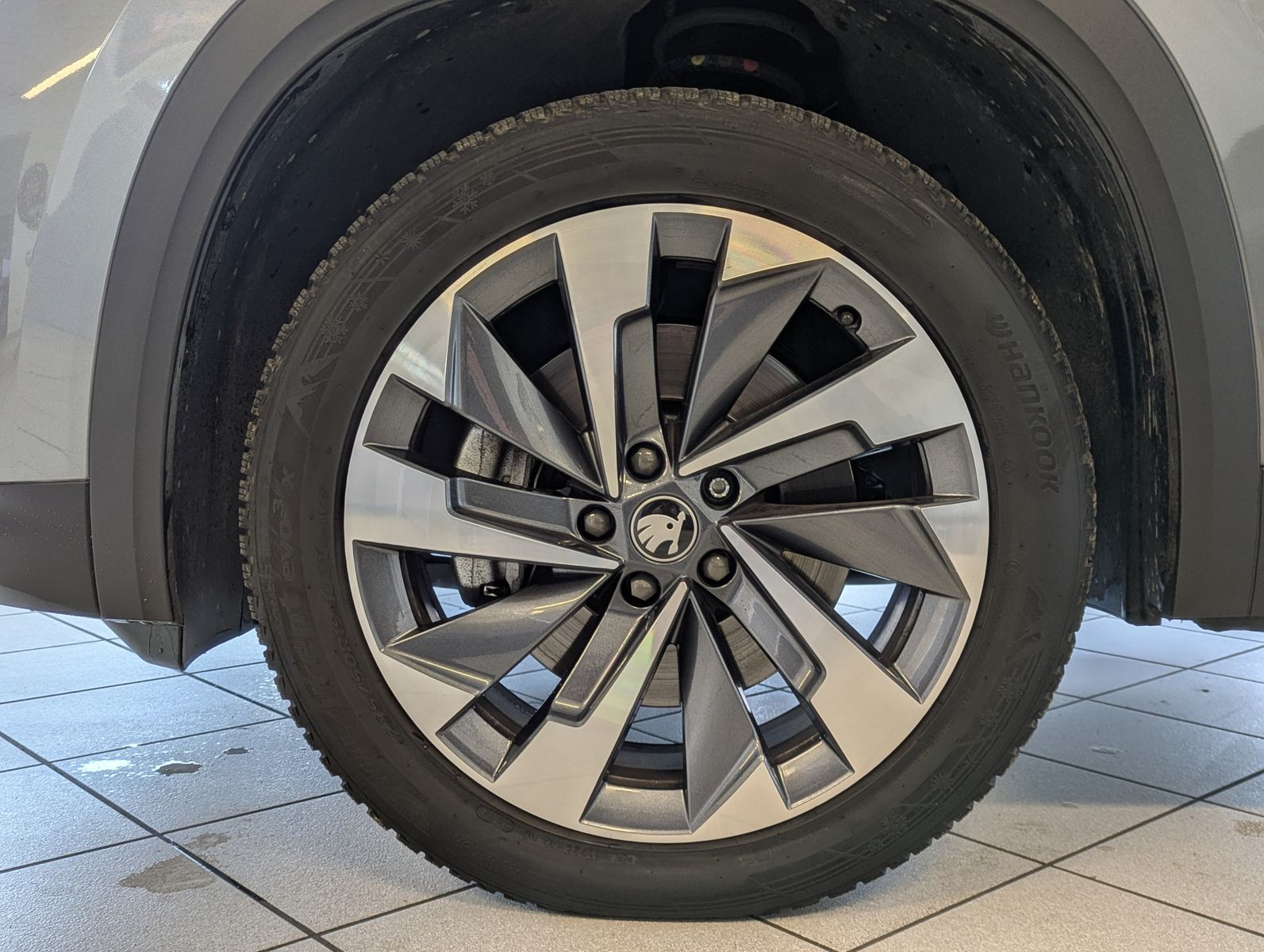 SKODA Kodiaq 2.0 4x4 Selectio Pano Matrix StHz AHK 19" - Image 10