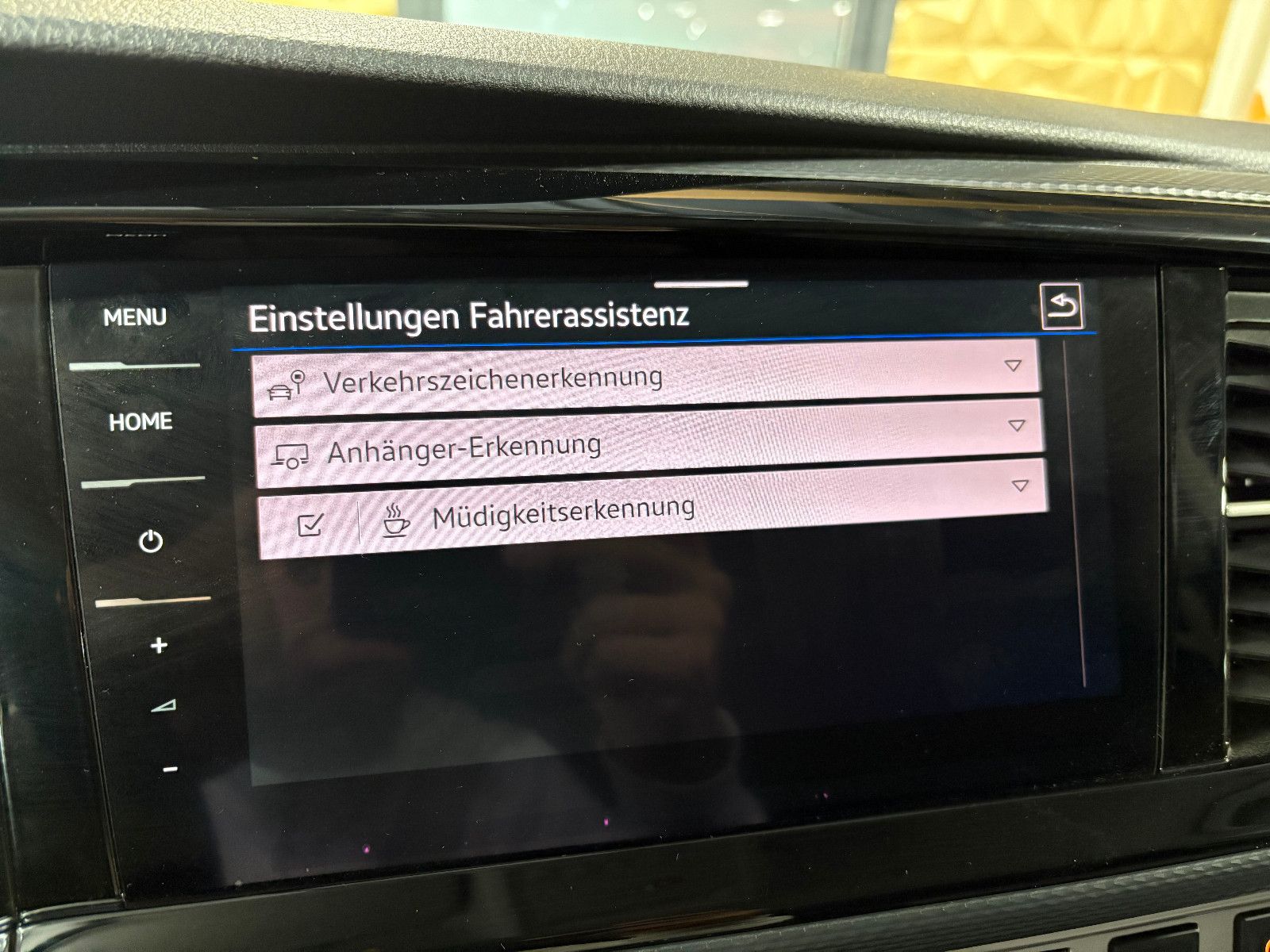 Fahrzeugabbildung Volkswagen T6.1 Transporter Multivan Edition 4MOTION/7-SITZ