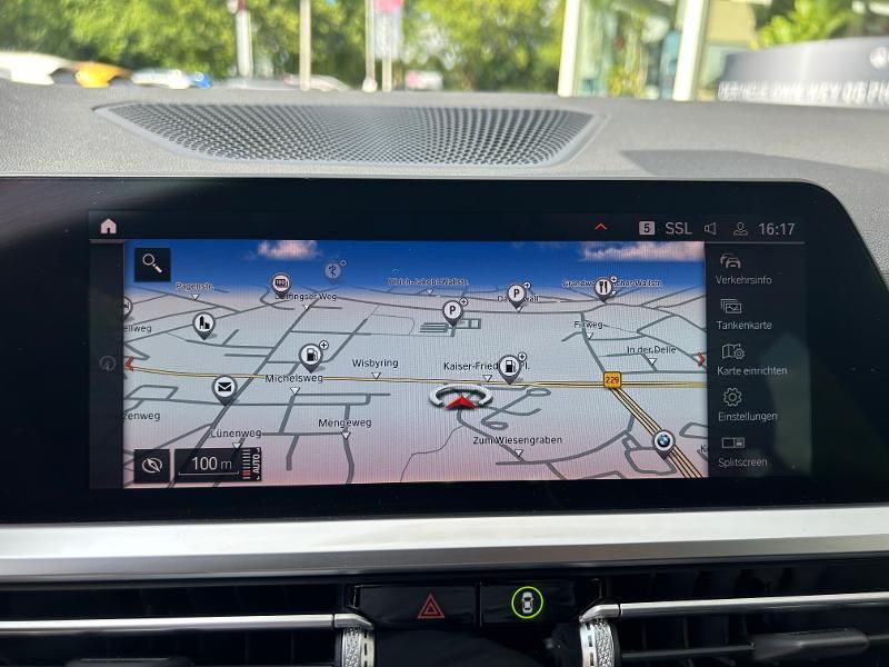 BMW 318i M Sport Touring AHK*Live Cockpit* foto 17
