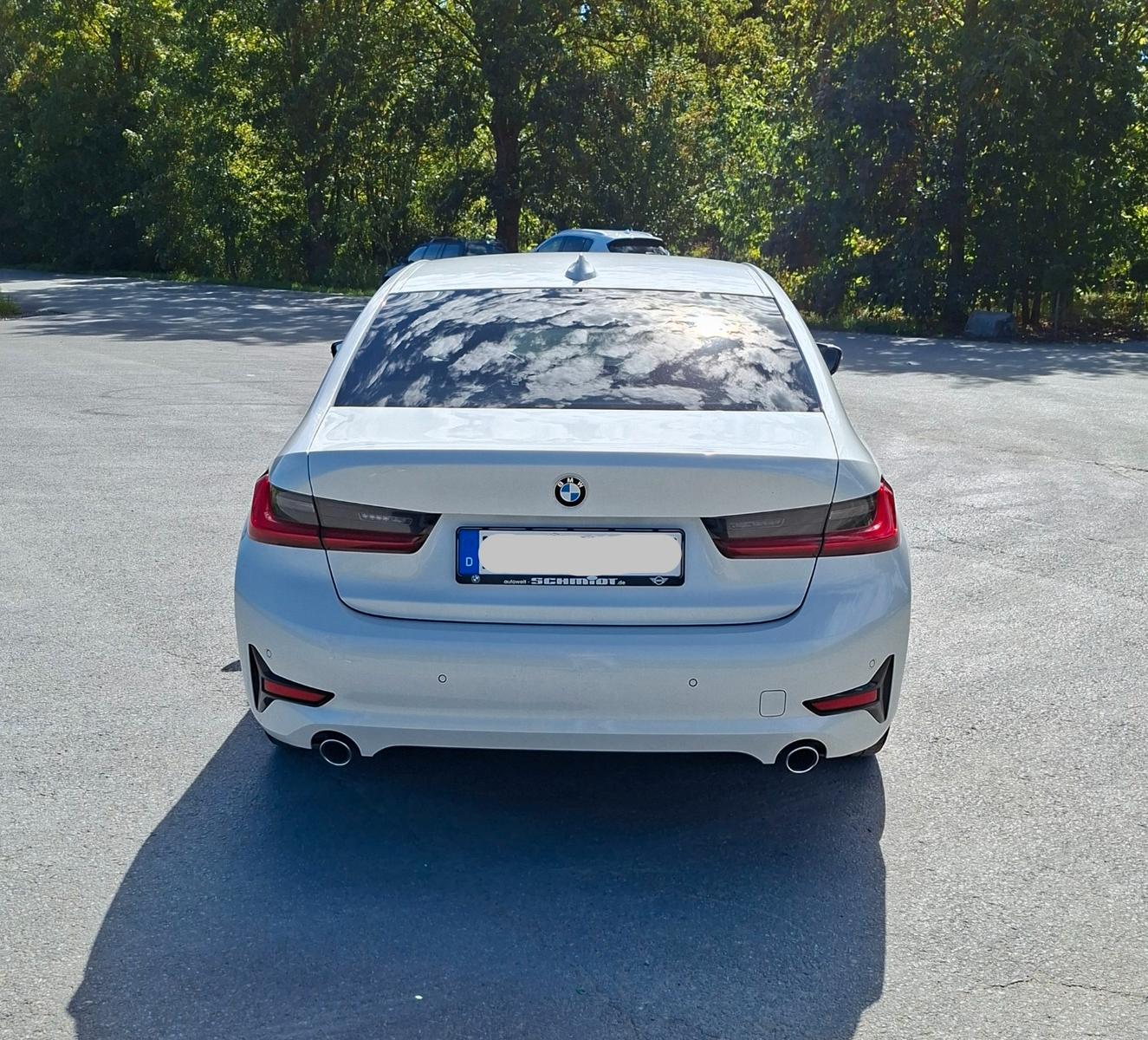 BMW 318d Sport Line Sport Line, Navi, Live Cockpit..