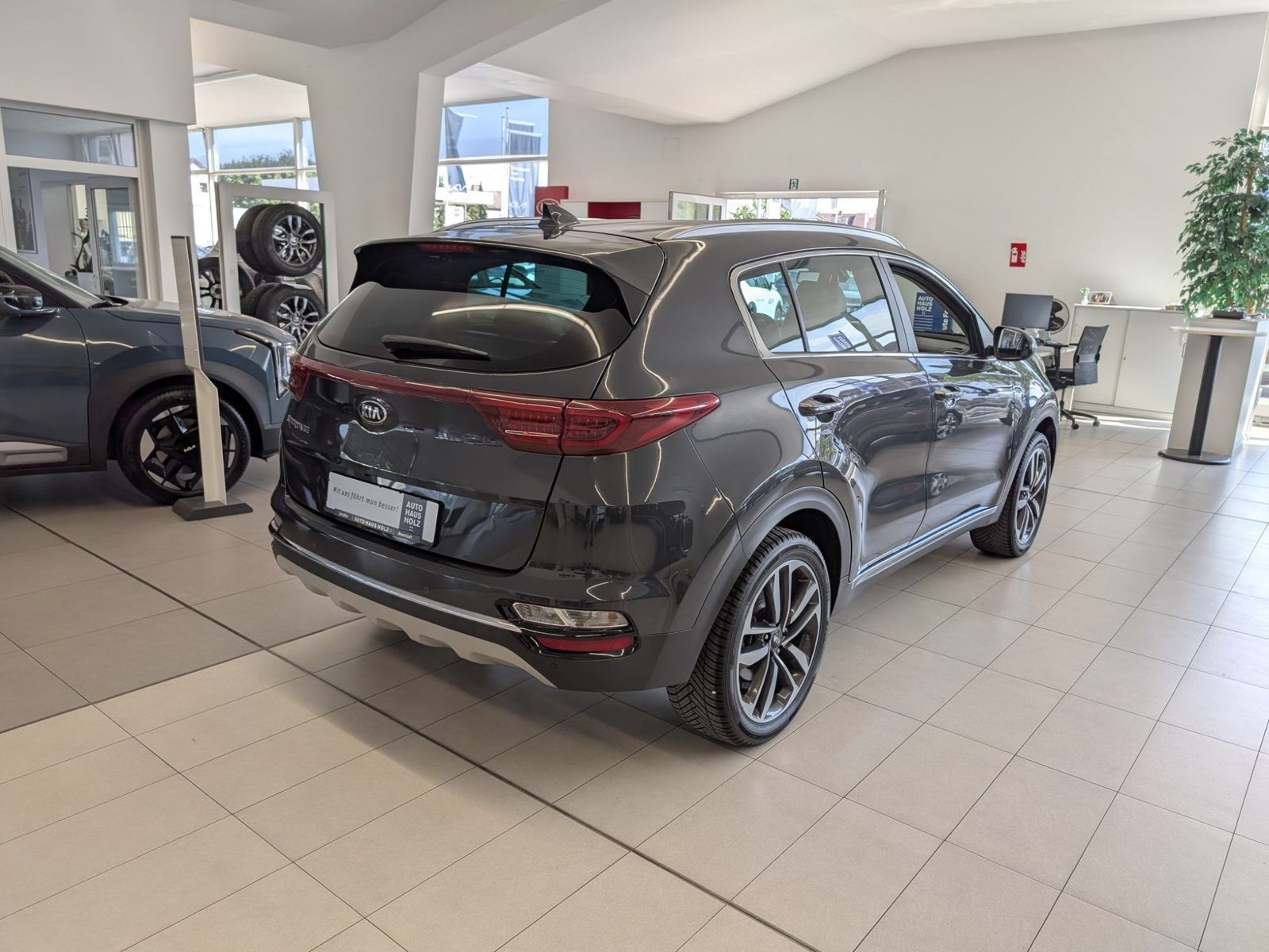 KIA Sportage 1.6 GDI Spirit 2WD JBL LED Smart-Key – Bild 4