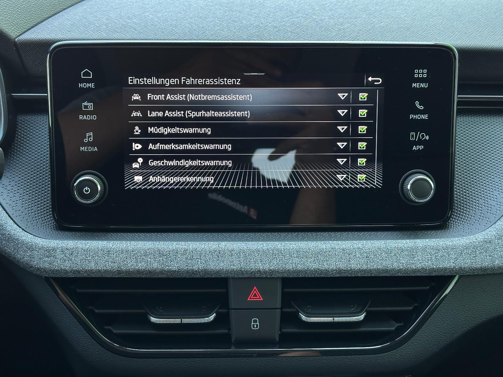 Skoda 150PS Classic Climatronic KAMERA+PDC V/H AHK